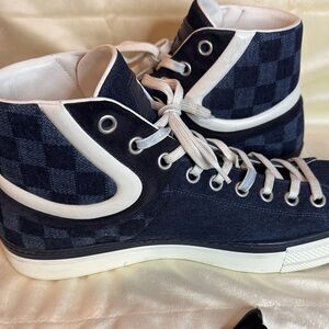 Louis Vuitton Damier Men's Navy and White Sneakers ( denim, suede and leather)